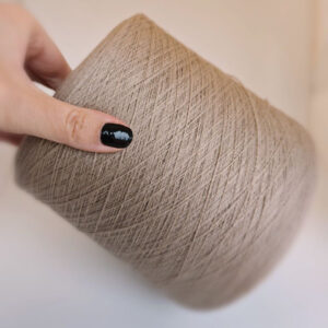 пряжа меринос "Розовое золото " (1400м/100гр) - интернет-магазин итальянской бобинной пряжи БОБИНА.РФ пряжа меринос "Розовое золото " (1400м/100гр) купить по выгодным ценам в магазине пряжи из Италии БОБИНА.РФ