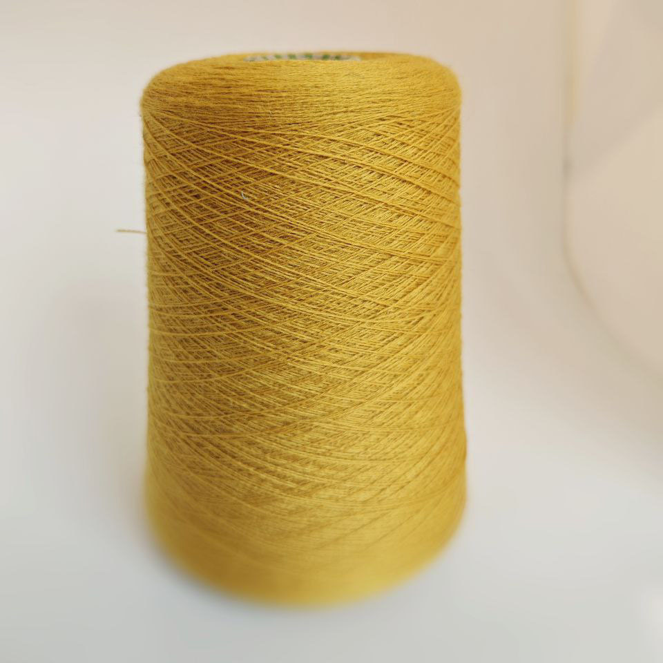 пряжа меринос "Золото" (1400м/100гр) - интернет-магазин итальянской бобинной пряжи БОБИНА.РФ пряжа меринос "Золото" (1400м/100гр) купить по выгодным ценам в магазине пряжи из Италии БОБИНА.РФ