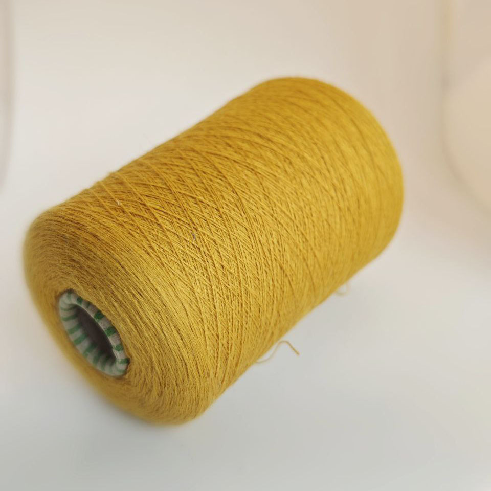 пряжа меринос "Золото" (1400м/100гр) - интернет-магазин итальянской бобинной пряжи БОБИНА.РФ пряжа меринос "Золото" (1400м/100гр) купить по выгодным ценам в магазине пряжи из Италии БОБИНА.РФ