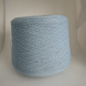 пряжа меринос с полиамидом «Фарфоровый голубой» (1500м/100гр) купить по выгодным ценам в магазине пряжи из Италии БОБИНА.РФ