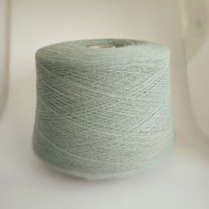 пряжа меринос с полиамидом » Эвкалипт» (1500м/100гр) купить по выгодным ценам в магазине пряжи из Италии БОБИНА.РФ