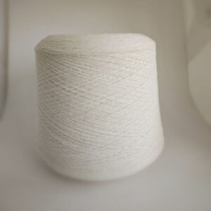 пряжа меринос с полиамидом » Тёплый айвори» (1500м/100гр) купить по выгодным ценам в магазине пряжи из Италии БОБИНА.РФ