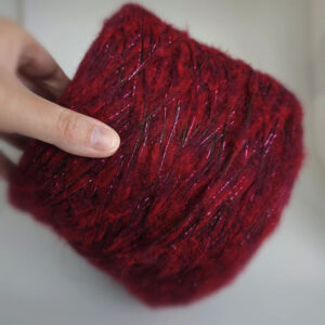 пряжа меринос «Пурпурный» (700м/100гр) купить по выгодным ценам в магазине пряжи из Италии БОБИНА.РФ