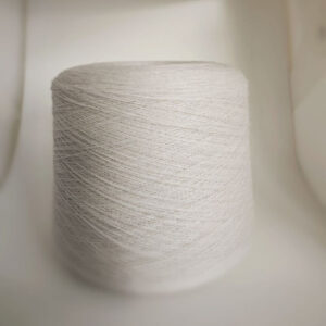 пряжа меринос «Побелка» (1500м/100гр) купить по выгодным ценам в магазине пряжи из Италии БОБИНА.РФ