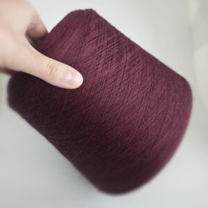 пряжа меринос «Спелая вишня» (1500м/100гр) купить по выгодным ценам в магазине пряжи из Италии БОБИНА.РФ