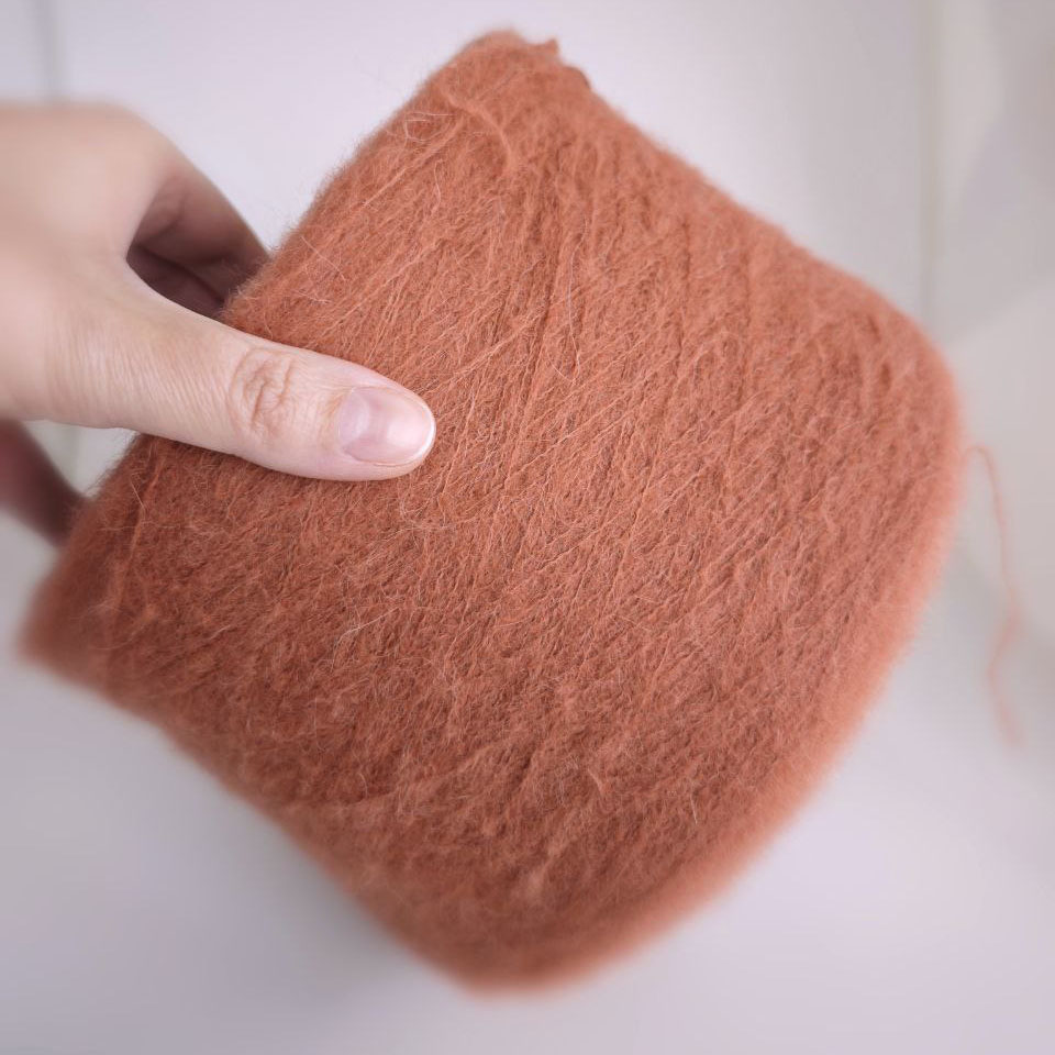 пряжа с альпакой «Тёплый терракот» (900 м/100 гр) - интернет-магазин итальянской бобинной пряжи БОБИНА.РФ пряжа с альпакой «Тёплый терракот» (900 м/100 гр) купить по выгодным ценам в магазине пряжи из Италии БОБИНА.РФ