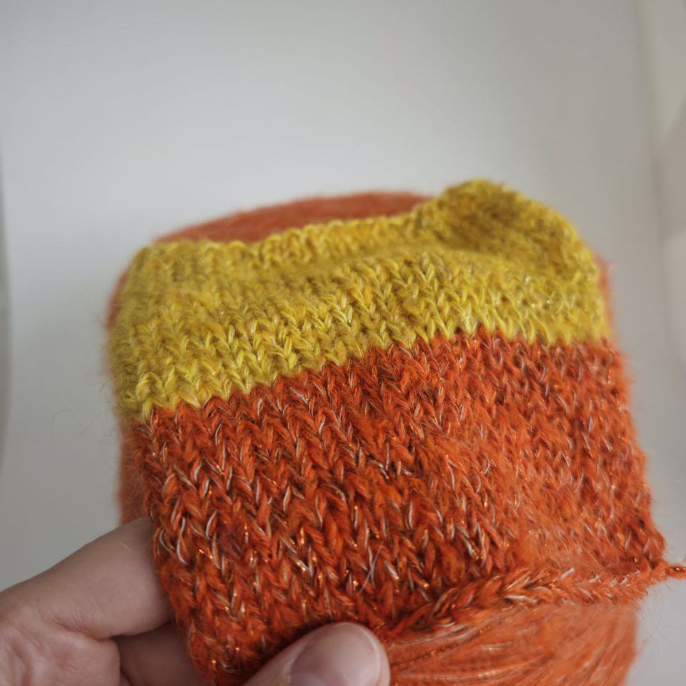 пряжа с альпакой и мериносом «Пушистый апельсин» (350 м/100 гр) - интернет-магазин итальянской бобинной пряжи БОБИНА.РФ пряжа с альпакой и мериносом «Пушистый апельсин» (350 м/100 гр) купить по выгодным ценам в магазине пряжи из Италии БОБИНА.РФ
