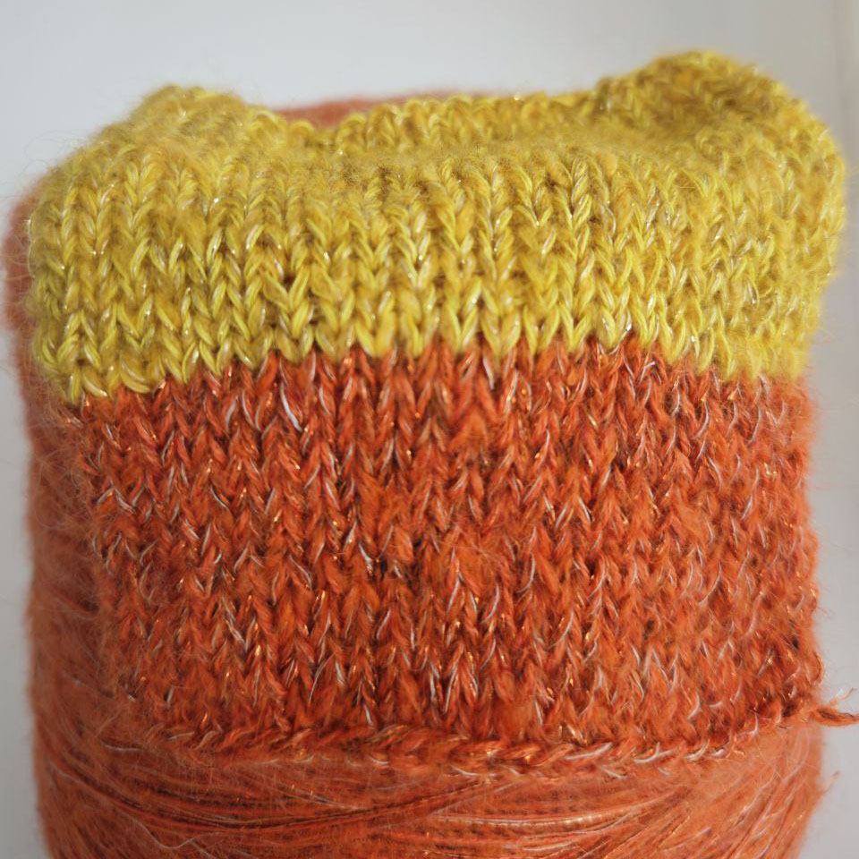 пряжа с альпакой и мериносом «Пушистый апельсин» (350 м/100 гр) - интернет-магазин итальянской бобинной пряжи БОБИНА.РФ пряжа с альпакой и мериносом «Пушистый апельсин» (350 м/100 гр) купить по выгодным ценам в магазине пряжи из Италии БОБИНА.РФ
