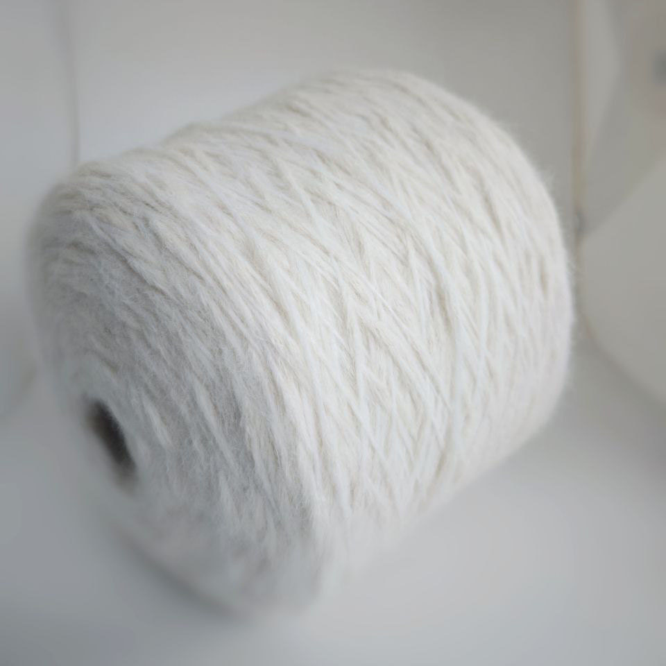 пряжа суперфайн альпака «Облако» (180м/100гр) - интернет-магазин итальянской бобинной пряжи БОБИНА.РФ пряжа суперфайн альпака «Облако» (180м/100гр) купить по выгодным ценам в магазине пряжи из Италии БОБИНА.РФ