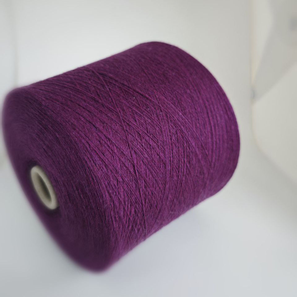 кашемир с мериносом «Пурпурный» (1500м/100 гр) - интернет-магазин итальянской бобинной пряжи БОБИНА.РФ кашемир с мериносом «Пурпурный» (1500м/100 гр) купить по выгодным ценам в магазине пряжи из Италии БОБИНА.РФ