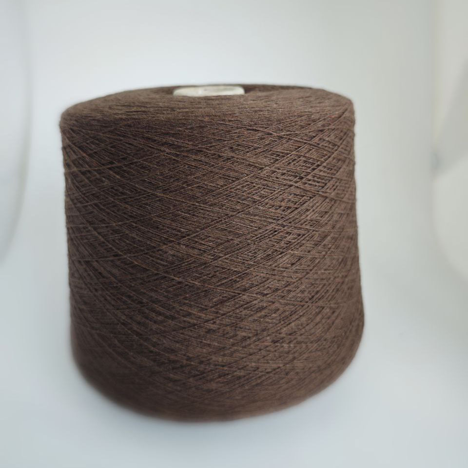 кашемир с мериносом «Молочный шоколад» (1500м/100 гр) - интернет-магазин итальянской бобинной пряжи БОБИНА.РФ кашемир с мериносом «Молочный шоколад» (1500м/100 гр) купить по выгодным ценам в магазине пряжи из Италии БОБИНА.РФ