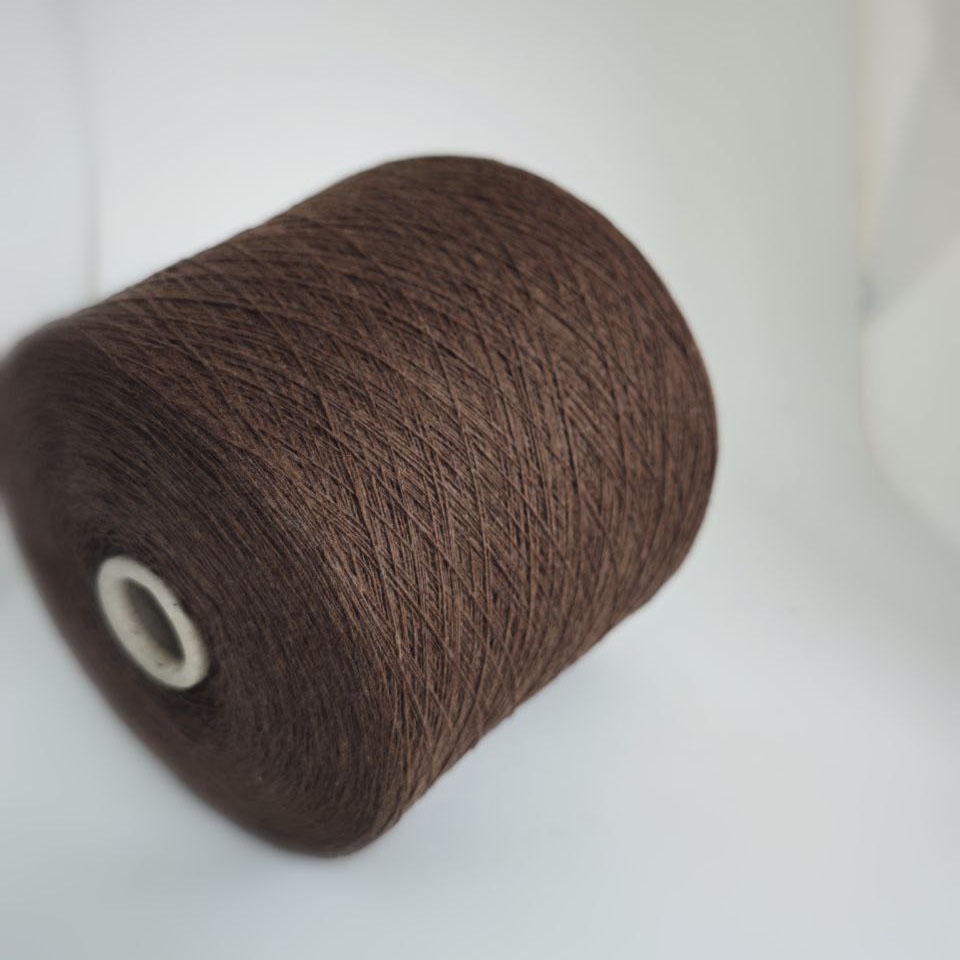 кашемир с мериносом «Молочный шоколад» (1500м/100 гр) - интернет-магазин итальянской бобинной пряжи БОБИНА.РФ кашемир с мериносом «Молочный шоколад» (1500м/100 гр) купить по выгодным ценам в магазине пряжи из Италии БОБИНА.РФ