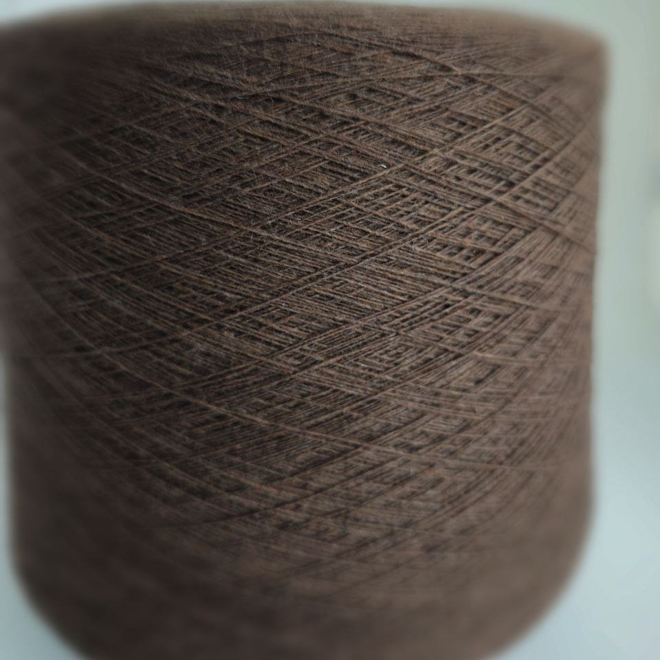 кашемир с мериносом «Молочный шоколад» (1500м/100 гр) - интернет-магазин итальянской бобинной пряжи БОБИНА.РФ кашемир с мериносом «Молочный шоколад» (1500м/100 гр) купить по выгодным ценам в магазине пряжи из Италии БОБИНА.РФ