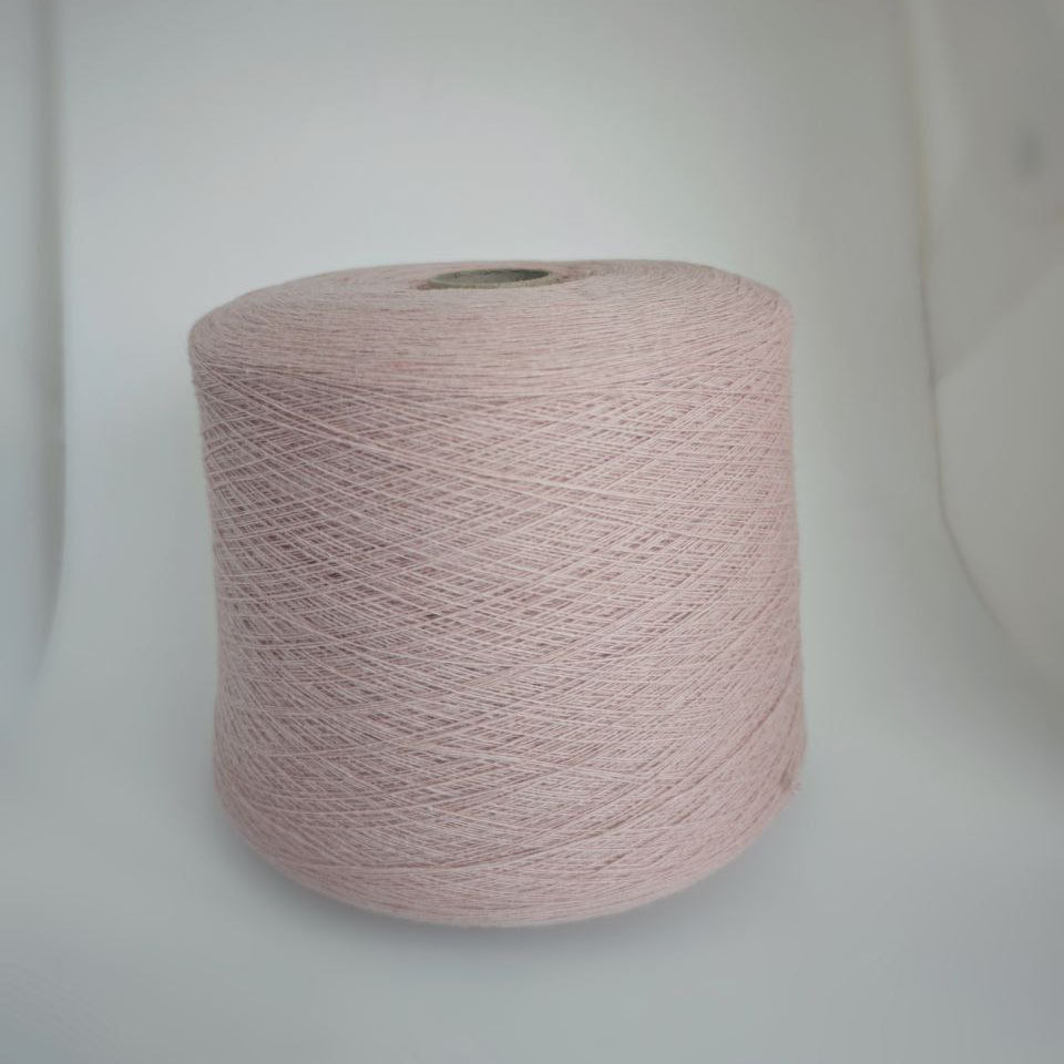 кашемир с мериносом «Нюд» (1500м/100 гр) - интернет-магазин итальянской бобинной пряжи БОБИНА.РФ кашемир с мериносом «Нюд» (1500м/100 гр) купить по выгодным ценам в магазине пряжи из Италии БОБИНА.РФ