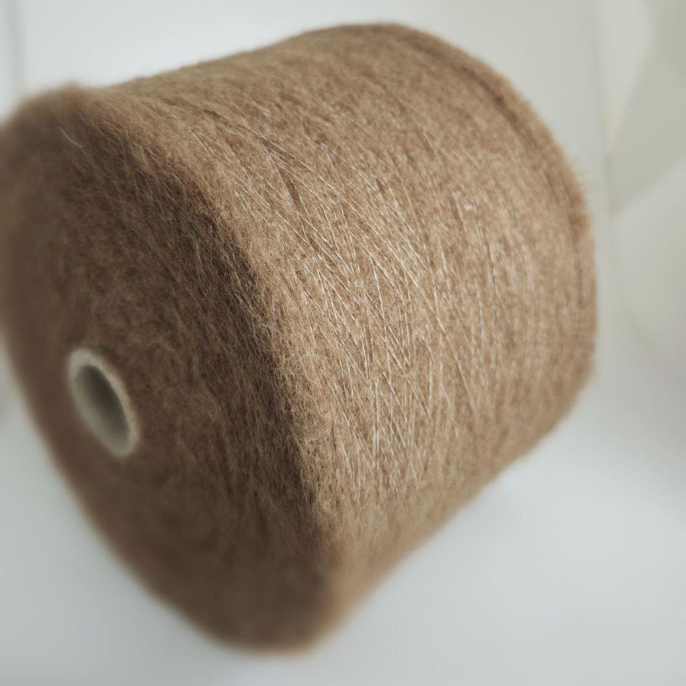 пряжа с альпакой «Карамельный каштан» (900 м/100 гр) - интернет-магазин итальянской бобинной пряжи БОБИНА.РФ пряжа с альпакой «Карамельный каштан» (900 м/100 гр) купить по выгодным ценам в магазине пряжи из Италии БОБИНА.РФ