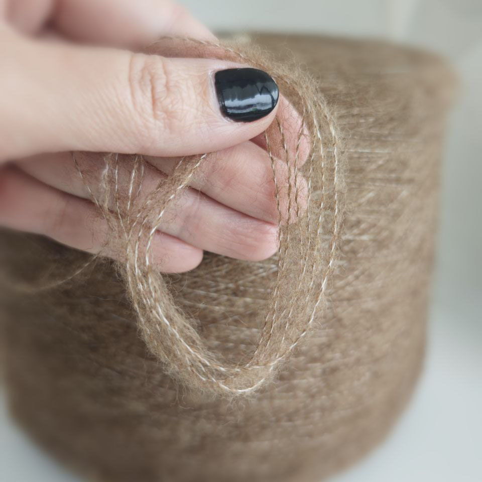 пряжа с альпакой «Карамельный каштан» (900 м/100 гр) - интернет-магазин итальянской бобинной пряжи БОБИНА.РФ пряжа с альпакой «Карамельный каштан» (900 м/100 гр) купить по выгодным ценам в магазине пряжи из Италии БОБИНА.РФ