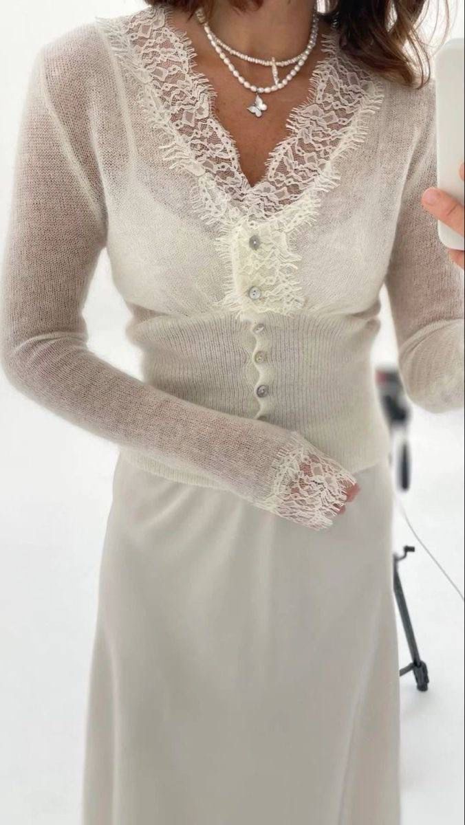 Что связать из бобинной пряжи: 20 идей стильных свитеров