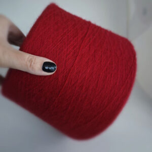 пряжа с супер кидмохером «Кармин» (700 м/100 гр) - интернет-магазин итальянской бобинной пряжи БОБИНА.РФ пряжа с супер кидмохером «Кармин» (700 м/100 гр) купить по выгодным ценам в магазине пряжи из Италии БОБИНА.РФ