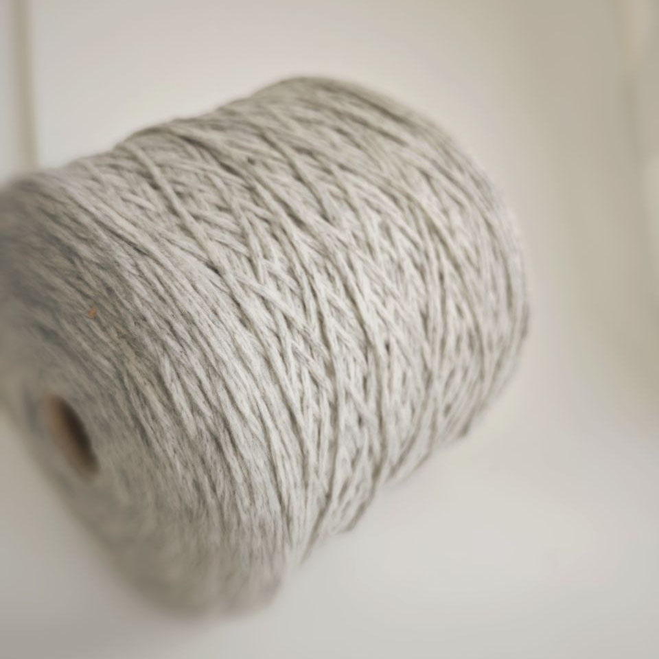 пряжа со 100% мериносом «Лунный камень» (200м/100 гр) - интернет-магазин итальянской бобинной пряжи БОБИНА.РФ пряжа со 100% мериносом «Лунный камень» (200м/100 гр) купить по выгодным ценам в магазине пряжи из Италии БОБИНА.РФ