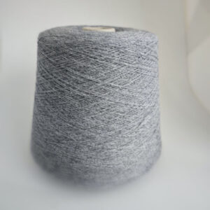 меринос 100% джилонг (Geelong) «Серебряный туман» (1500м/100гр) - интернет-магазин итальянской бобинной пряжи БОБИНА.РФ меринос 100% джилонг (Geelong) «Серебряный туман» (1500м/100гр) купить по выгодным ценам в магазине пряжи из Италии БОБИНА.РФ