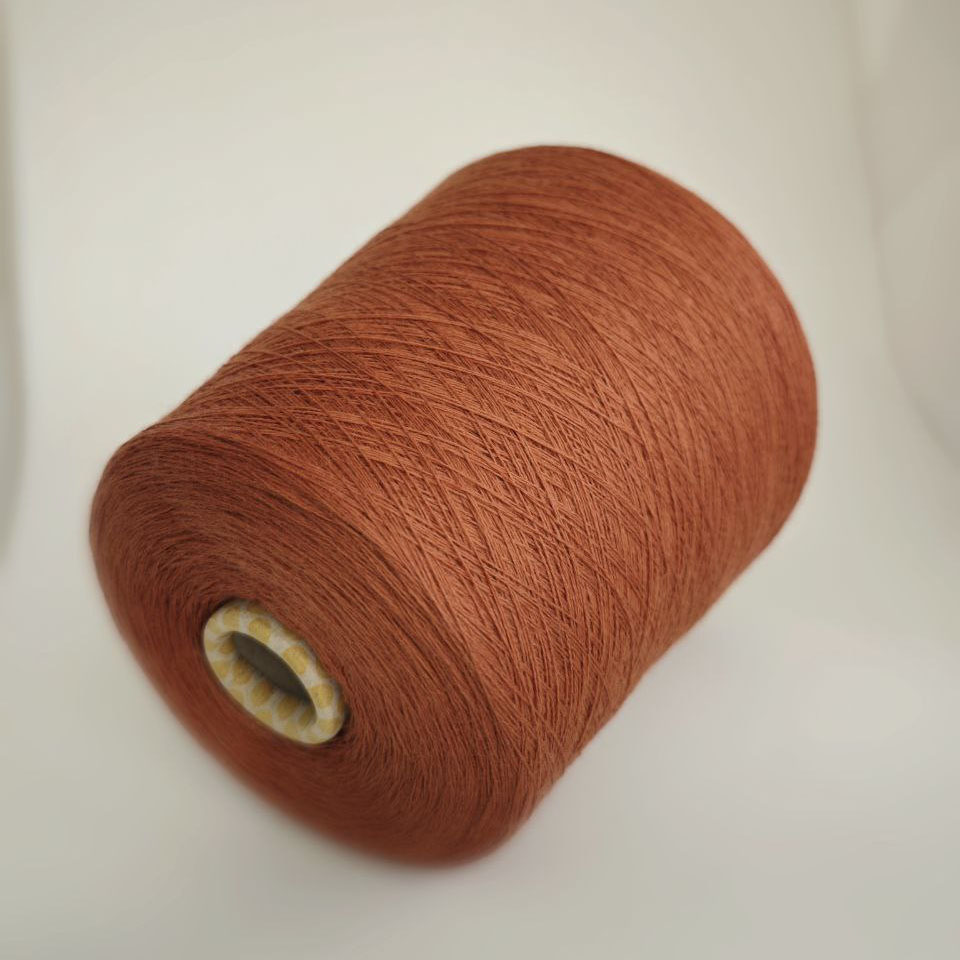 пряжа меринос «Красный кирпич» (1500м/100гр) - интернет-магазин итальянской бобинной пряжи БОБИНА.РФ пряжа меринос «Красный кирпич» (1500м/100гр) купить по выгодным ценам в магазине пряжи из Италии БОБИНА.РФ