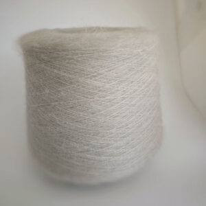 пряжа супер кидмохер на шелке «Горлица» (950 м/100 гр) купить по выгодным ценам в магазине пряжи из Италии БОБИНА.РФ