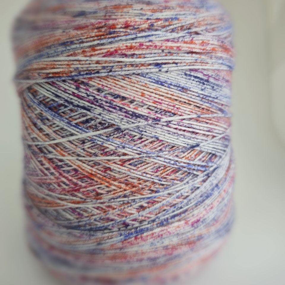 пряжа гребенной меринос «Ягодный сорбет с лавандой» (300м/100гр) - интернет-магазин итальянской бобинной пряжи БОБИНА.РФ пряжа гребенной меринос «Ягодный сорбет с лавандой» (300м/100гр) купить по выгодным ценам в магазине пряжи из Италии БОБИНА.РФ