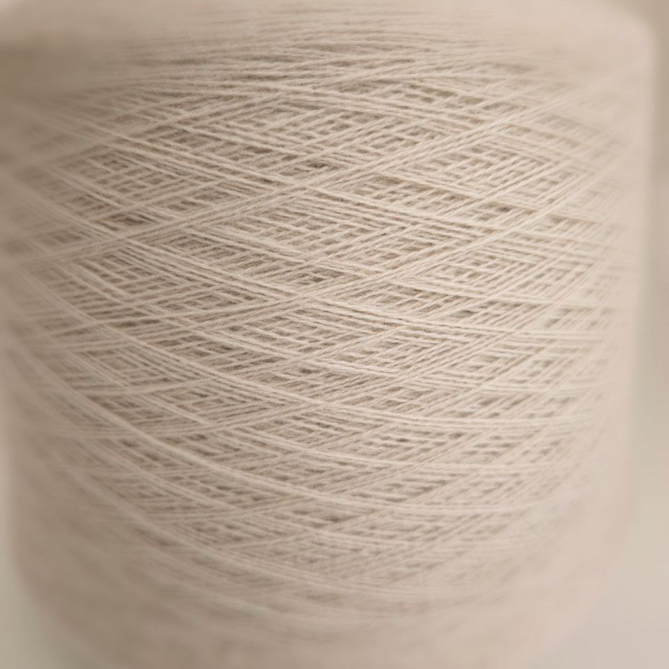 кашемир с мериносом » Нюдовый с розовым подтоном» (1300м/100 гр) - интернет-магазин итальянской бобинной пряжи БОБИНА.РФ кашемир с мериносом » Нюдовый с розовым подтоном» (1300м/100 гр) купить по выгодным ценам в магазине пряжи из Италии БОБИНА.РФ