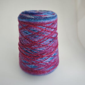 пряжа меринос «Черничный леденец» (300м/100гр) купить по выгодным ценам в магазине пряжи из Италии БОБИНА.РФ