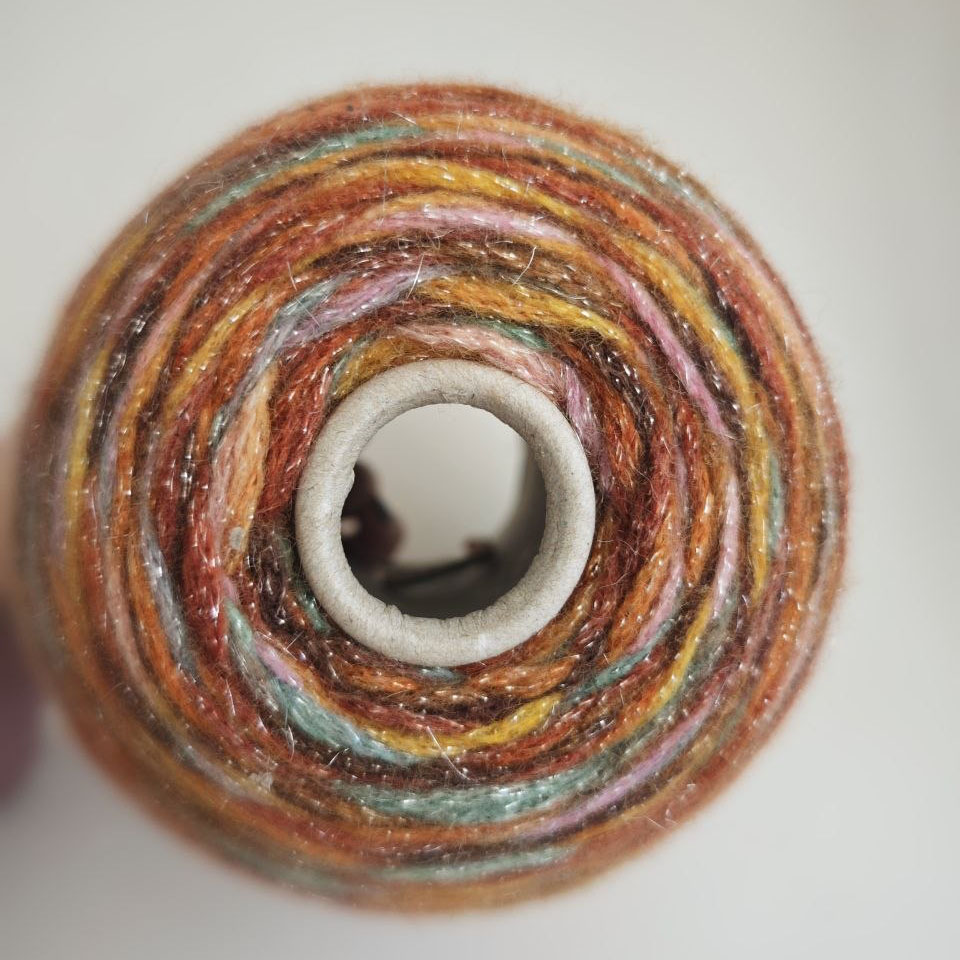 пряжа меринос «Золотая осень» (300м/100гр) - интернет-магазин итальянской бобинной пряжи БОБИНА.РФ пряжа меринос «Золотая осень» (300м/100гр) купить по выгодным ценам в магазине пряжи из Италии БОБИНА.РФ