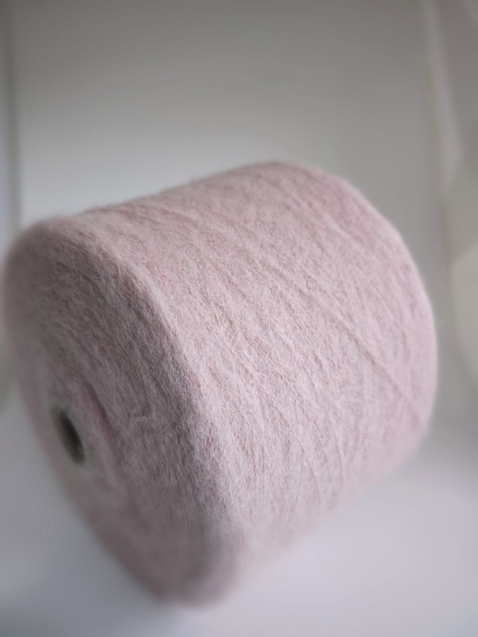 пряжа альпака с мериносом «Нежный лепесток розы» (950м/100гр) - интернет-магазин итальянской бобинной пряжи БОБИНА.РФ пряжа альпака с мериносом «Нежный лепесток розы» (950м/100гр) купить по выгодным ценам в магазине пряжи из Италии БОБИНА.РФ