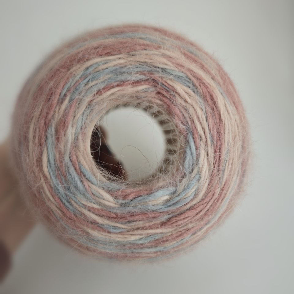 пряжа бейби альпака «Пудинг с малиной и сливками» (350м/100гр) - интернет-магазин итальянской бобинной пряжи БОБИНА.РФ пряжа бейби альпака «Пудинг с малиной и сливками» (350м/100гр) купить по выгодным ценам в магазине пряжи из Италии БОБИНА.РФ