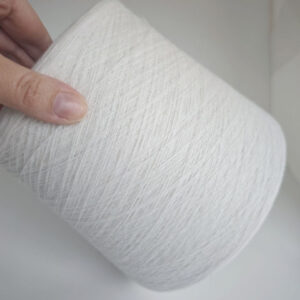 пряжа альпака «Кремовый» (200м/100гр) купить по выгодным ценам в магазине пряжи из Италии БОБИНА.РФ