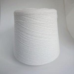 кашемир с мериносом «Натуральный белый» (1500м/100 гр) - интернет-магазин итальянской бобинной пряжи БОБИНА.РФ кашемир с мериносом «Натуральный белый» (1500м/100 гр) купить по выгодным ценам в магазине пряжи из Италии БОБИНА.РФ